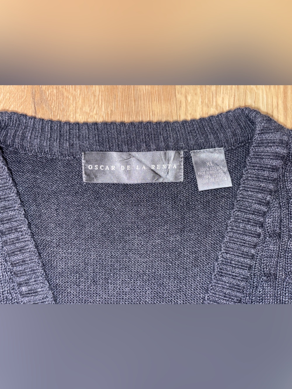 Oscar de la Renta Blur Gray Knit Sweater Vest - Picture 2 of 5
